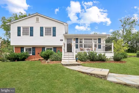 6507 Haystack Rd, Alexandria, VA 22310