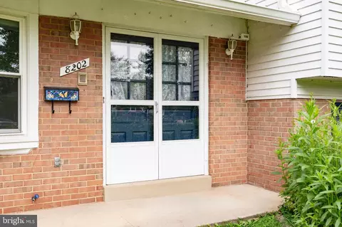 8202 Greeley Blvd, Springfield, VA 22152 photo 5