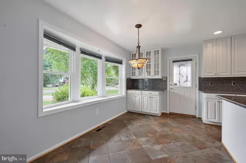 8202 Greeley Blvd, Springfield, VA 22152 photo 13