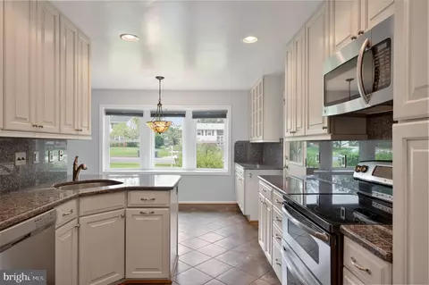 8202 Greeley Blvd, Springfield, VA 22152 photo 19