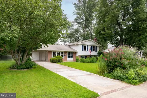 8202 Greeley Blvd, Springfield, VA 22152 photo 3