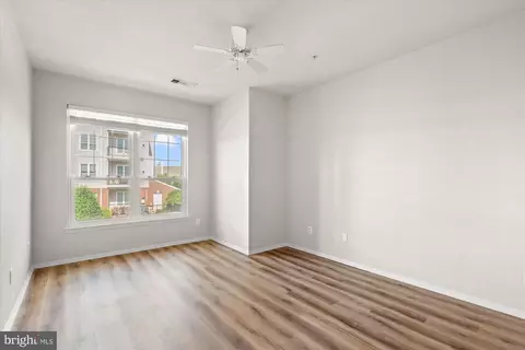 1571 Spring Gate Dr #6213, Mclean, VA 22102 photo 13