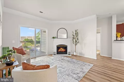 1571 Spring Gate Dr #6213, Mclean, VA 22102 photo 2