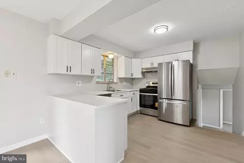 Kitchen - 5307 Kepler Ln, Springfield, VA 22151 photo 1 of 2