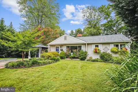 1600 Revere Dr, Alexandria, VA 22308