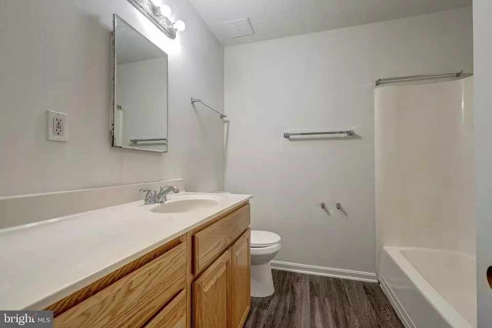14369 Saguaro Pl, Centreville, VA 20121 | MLS# VAFX2259374 | 20 Photos ...