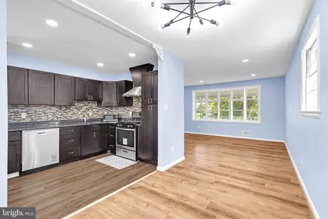 6925 Ruskin St, Springfield, VA 22150 photo 11