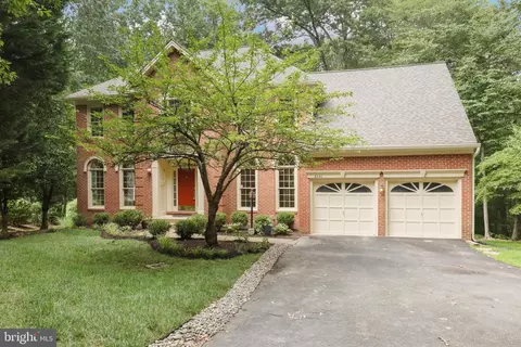 8546 Hooes Rd, Springfield, VA 22153 photo 6