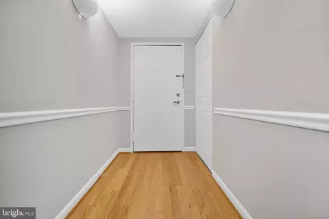 Entry Way - 7621 Tremayne Pl #113, Mclean, VA 22102 photo 1 of 2