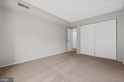 Bedroom - 7621 Tremayne Pl #113, Mclean, VA 22102 photo 1 of 4
