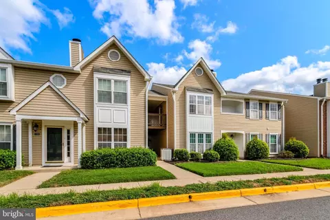 7817 Harrowgate Cir #C, Springfield, VA 22152 photo 3
