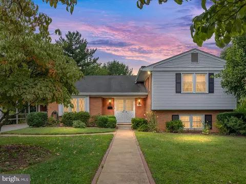2110 Wicomico St, Falls Church, VA 22043