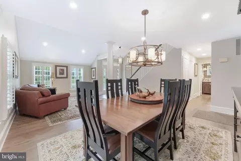 Dining - 1248 Lamplighter Way, Reston, VA 20194 photo 4 of 4