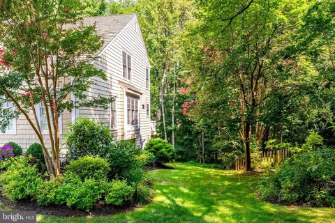 Exterior - 1248 Lamplighter Way, Reston, VA 20194 photo 12 of 14