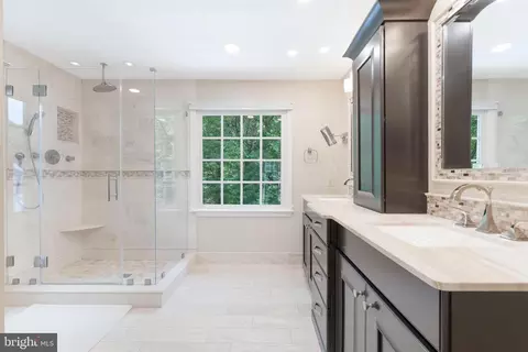 Bath - 1248 Lamplighter Way, Reston, VA 20194 photo 2 of 6