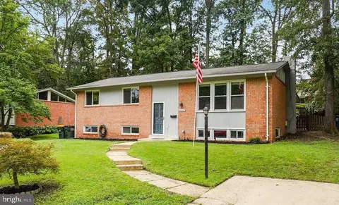 5518 Ventnor Ln, Springfield, VA 22151 photo 2