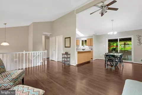 5518 Ventnor Ln, Springfield, VA 22151 photo 5