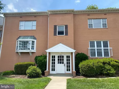 2916 Peyton Randolph #202, Falls Church, VA 22044