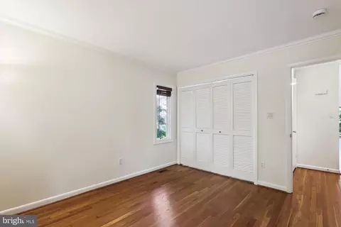 Bedroom - 11221 S Shore Rd, Reston, VA 20190 photo 6 of 7