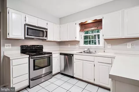 Kitchen - 8809 Shadowlake Way, Springfield, VA 22153 photo 1 of 4