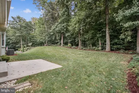 Exterior - 8809 Shadowlake Way, Springfield, VA 22153 photo 12 of 15