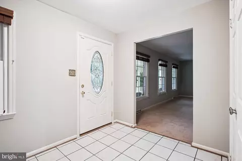 Entry Way - 8809 Shadowlake Way, Springfield, VA 22153 photo 2 of 6