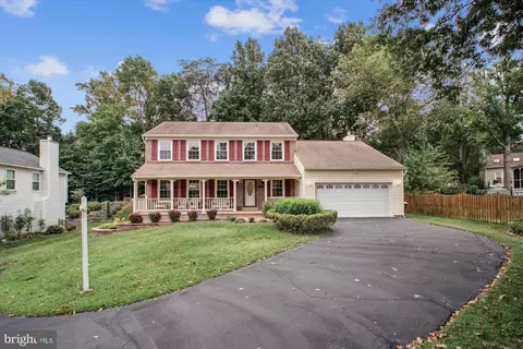 8809 Shadowlake Way, Springfield, VA 22153