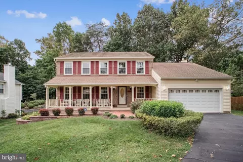 Exterior - 8809 Shadowlake Way, Springfield, VA 22153 photo 2 of 15