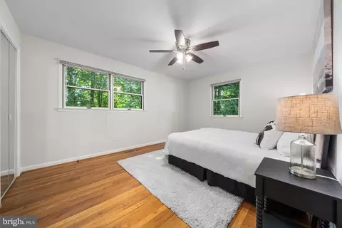 Bedroom - 6204 Erman Ct, Burke, VA 22015 photo 2 of 6