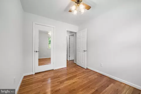 Bedroom - 6204 Erman Ct, Burke, VA 22015 photo 3 of 6