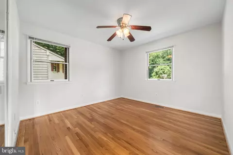 Bedroom - 6204 Erman Ct, Burke, VA 22015 photo 5 of 6