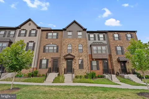 14016 Sunrise Valley Dr, Herndon, VA 20171