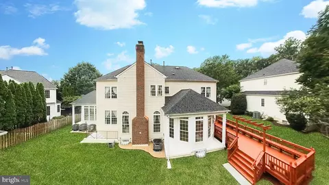 Exterior - 6405 Bridge Creek Ct, Springfield, VA 22152 photo 13 of 14