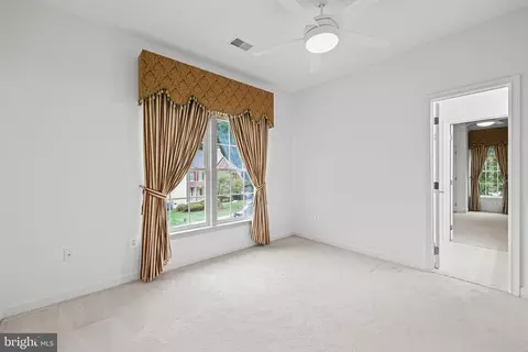Bedroom - 6405 Bridge Creek Ct, Springfield, VA 22152 photo 4 of 11