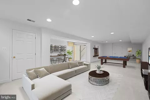 Living - 6405 Bridge Creek Ct, Springfield, VA 22152 photo 6 of 6