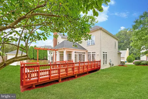 Exterior - 6405 Bridge Creek Ct, Springfield, VA 22152 photo 11 of 14