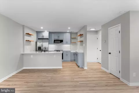 1722 Westwind Way #123, Mclean, VA 22102 photo 9