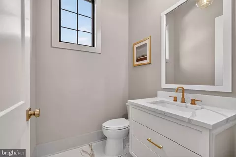 Bath - 1730 Barbee St, Mclean, VA 22101 photo 1 of 9