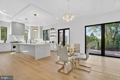 Dining - 1730 Barbee St, Mclean, VA 22101 photo 4 of 4