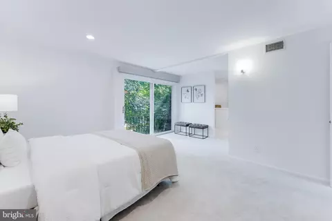 Bedroom - 11205 Wedge Dr, Reston, VA 20190 photo 2 of 13