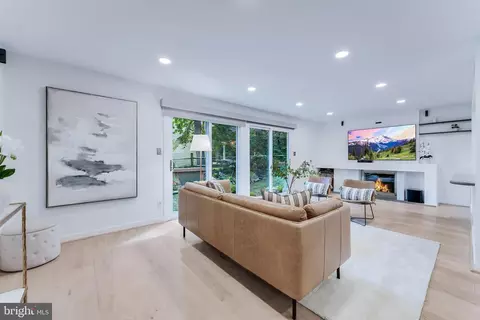 Other - 11205 Wedge Dr, Reston, VA 20190 photo 5 of 18