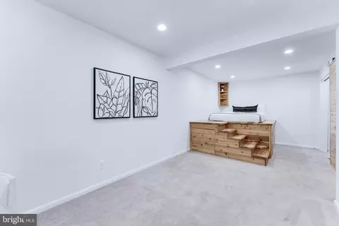 Bedroom - 11205 Wedge Dr, Reston, VA 20190 photo 11 of 13