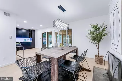 Dining - 11205 Wedge Dr, Reston, VA 20190 photo 3 of 4