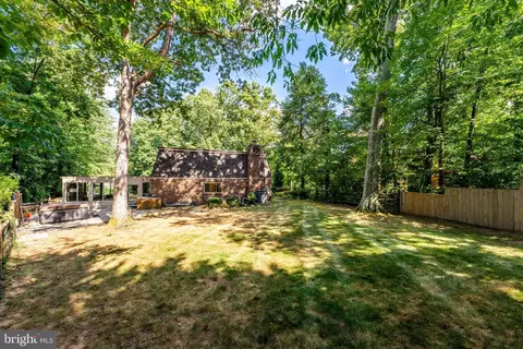 Exterior - 11205 Wedge Dr, Reston, VA 20190 photo 19 of 19