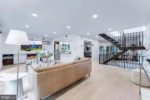 Other - 11205 Wedge Dr, Reston, VA 20190 photo 4 of 18