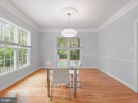Dining - 6201 Cardinal Brook Ct, Springfield, VA 22152 photo 2 of 2