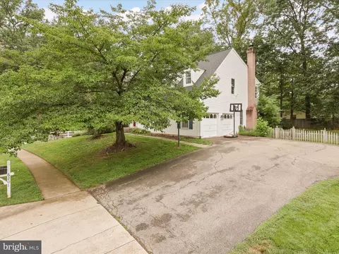 Exterior - 6201 Cardinal Brook Ct, Springfield, VA 22152 photo 9 of 11