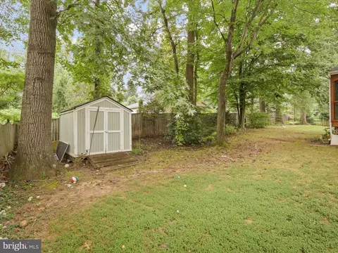 Exterior - 6201 Cardinal Brook Ct, Springfield, VA 22152 photo 7 of 11