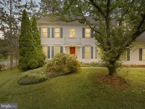 6201 Cardinal Brook Ct, Springfield, VA 22152