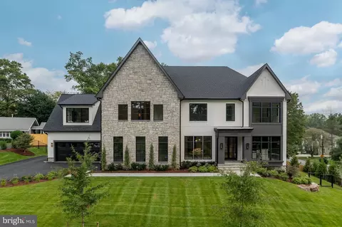 5950 Woodacre Ct, Mclean, VA 22101